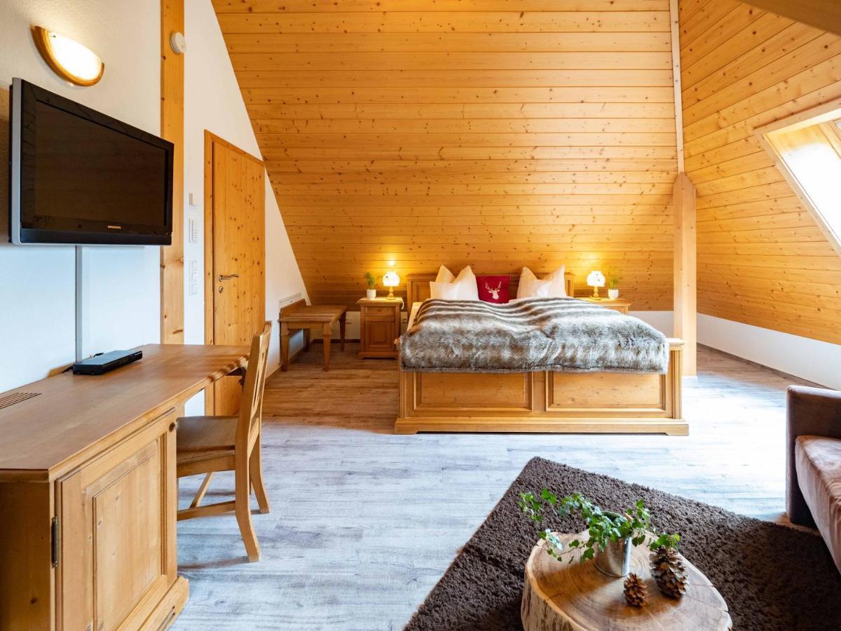 Holiday Apartements By Hotel Gruener Baum Feldberg 펠트베르크 외부 사진