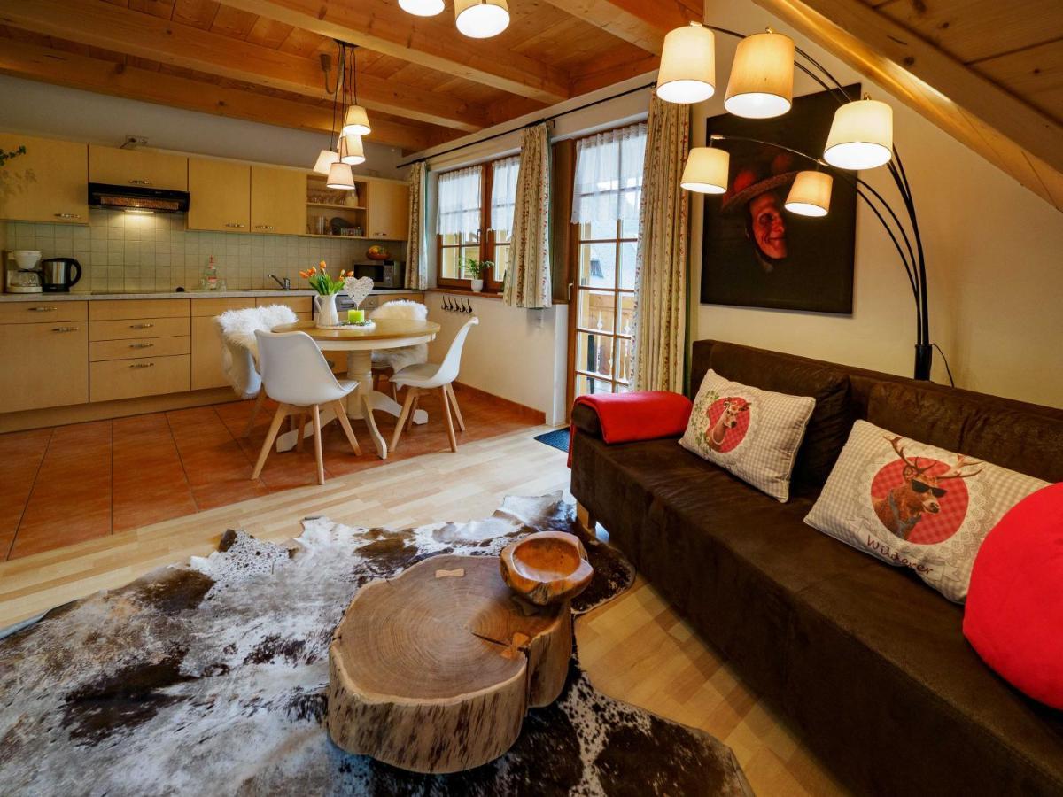 Holiday Apartements By Hotel Gruener Baum Feldberg 펠트베르크 외부 사진