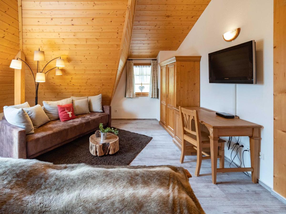Holiday Apartements By Hotel Gruener Baum Feldberg 펠트베르크 외부 사진