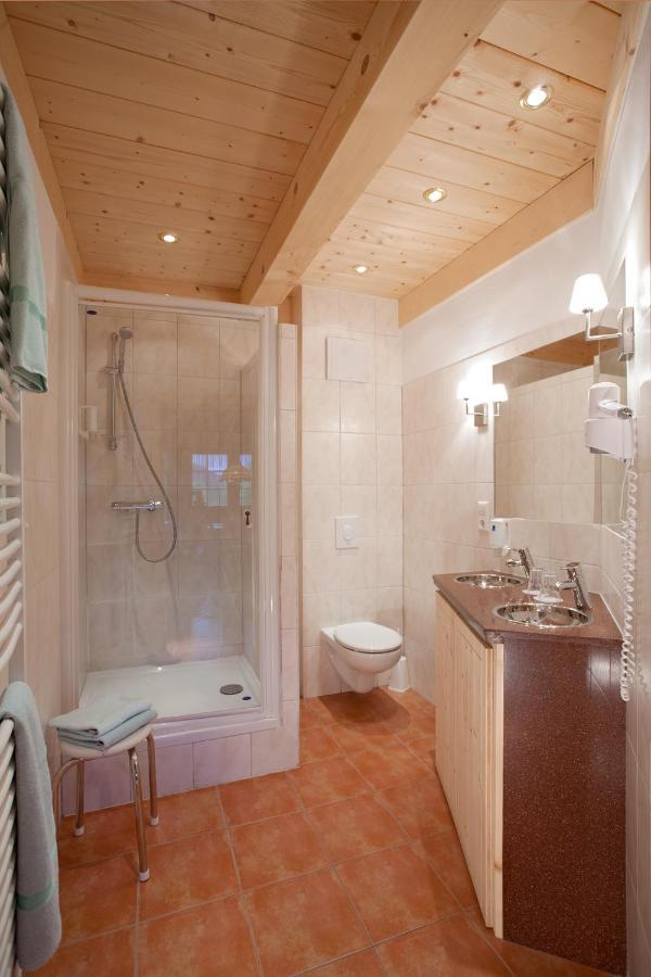 Holiday Apartements By Hotel Gruener Baum Feldberg 펠트베르크 외부 사진